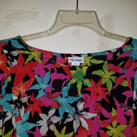 Vicki Wayne Floral Blouse 100% Rayon - Picture 3 of 11